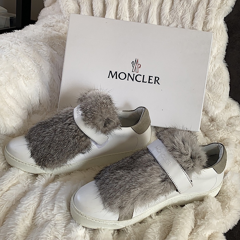 Woman’s Moncler's rabbit fur sneakers| Blend of elegance and sporty chic 💛